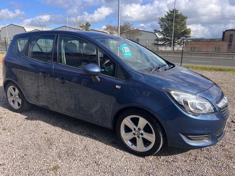 VAUXHALL MERIVA 1.4 i Exclusiv 2015