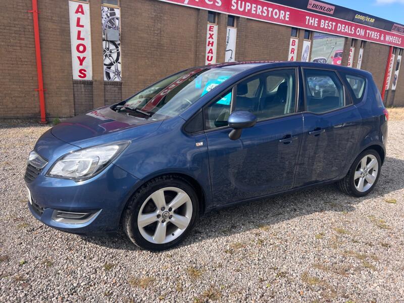 VAUXHALL MERIVA 1.4 i Exclusiv 2015