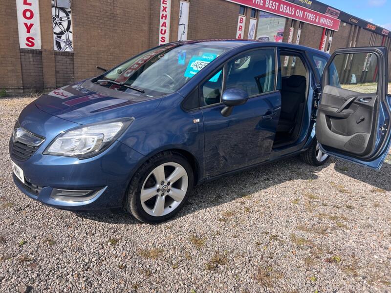 VAUXHALL MERIVA 1.4 i Exclusiv 2015