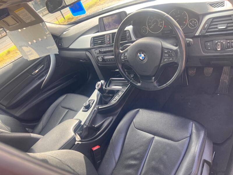 BMW 3 SERIES 2.0 320d SE Touring 2012