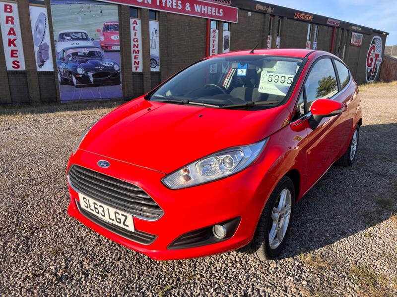 FORD FIESTA 1.0 Zetec 2013